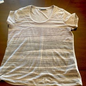 Icebreaker extra large gray T-shirt with stripes